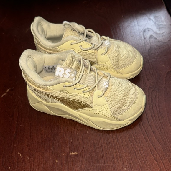 Puma - Picture 2 of 5